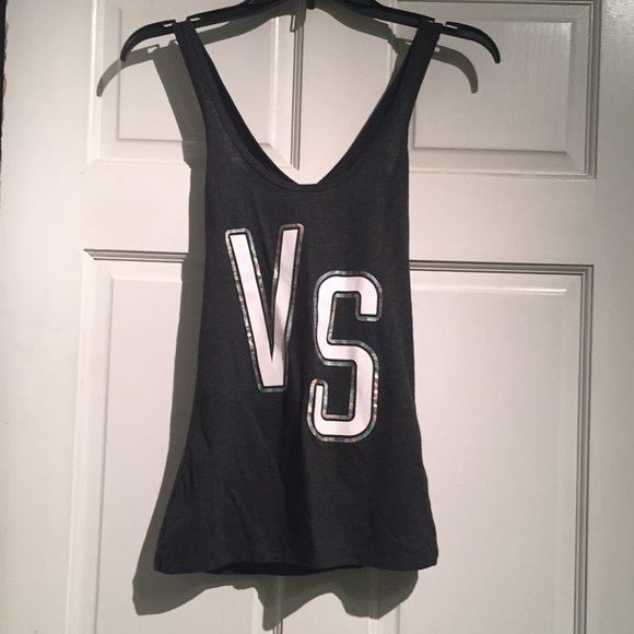 Victoria's Secret Tops - Cute Victoria's Secret tank top